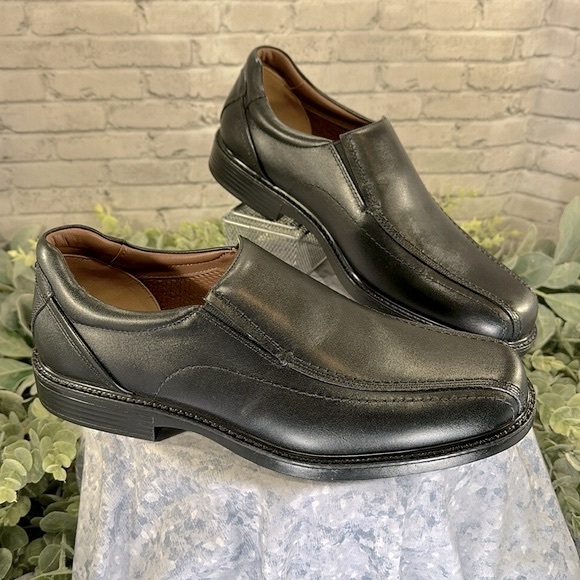 Johnston & Murphy XC4 Stanton 2.0 Black Leather Runoff Slip-Ons Men’s 9.5M✨EUC✨ - Picture 1 of 11